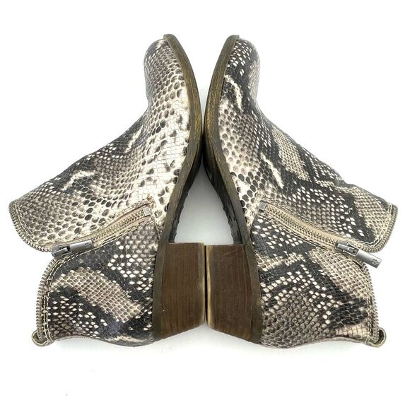 Lucky Brand Bartalino Booties Gray Snakeprint Embossed Leather Boots Size 9.5 - Picture 13 of 16